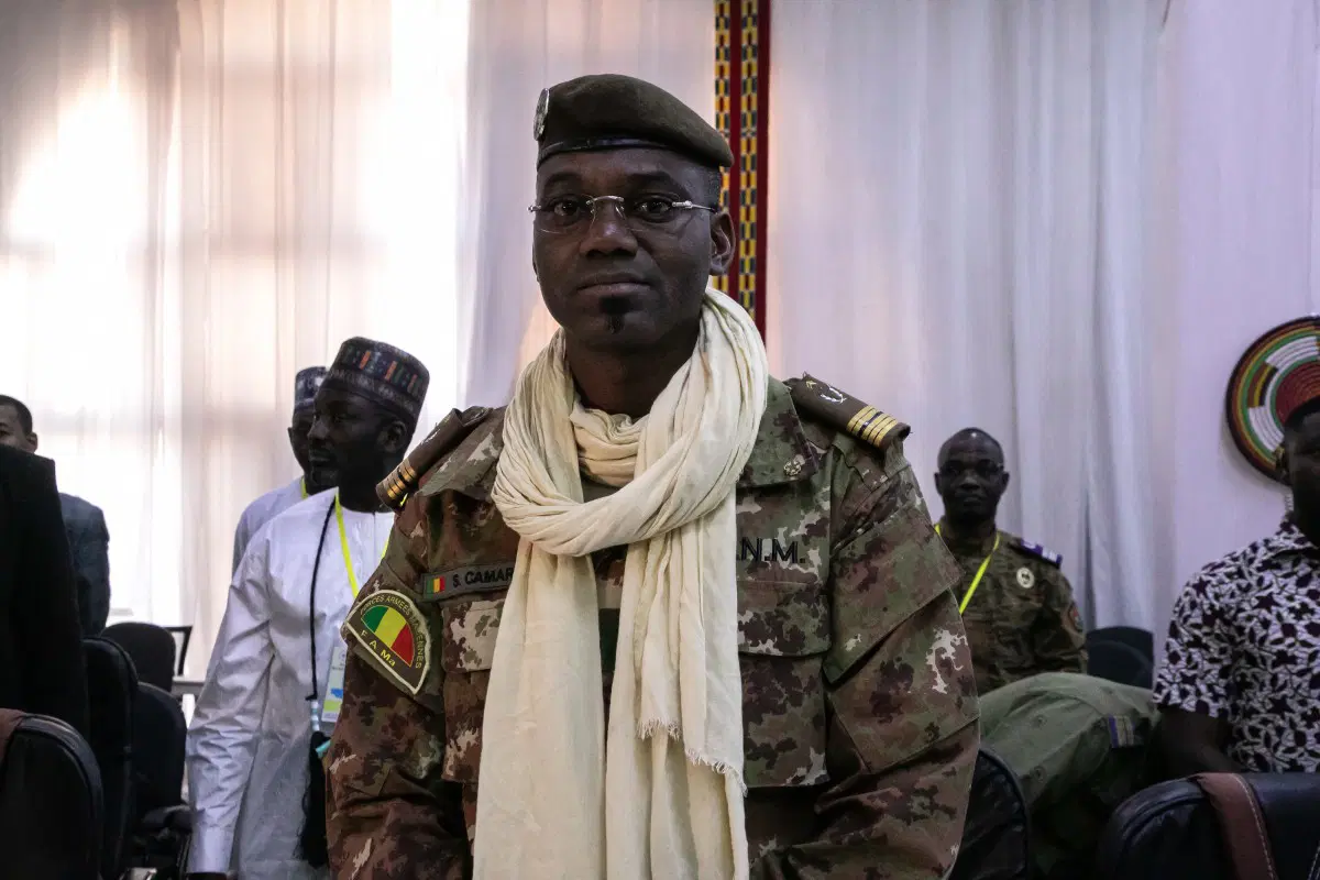 The Moment Mali Said Goodbye: Heartbreaking Scenes from the Minister’s Tribute