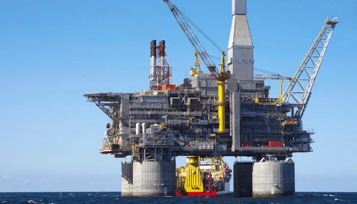 Starving at the Feast: Why Nigeria Exports 80% of Its Oil While Local Refineries Run Dry