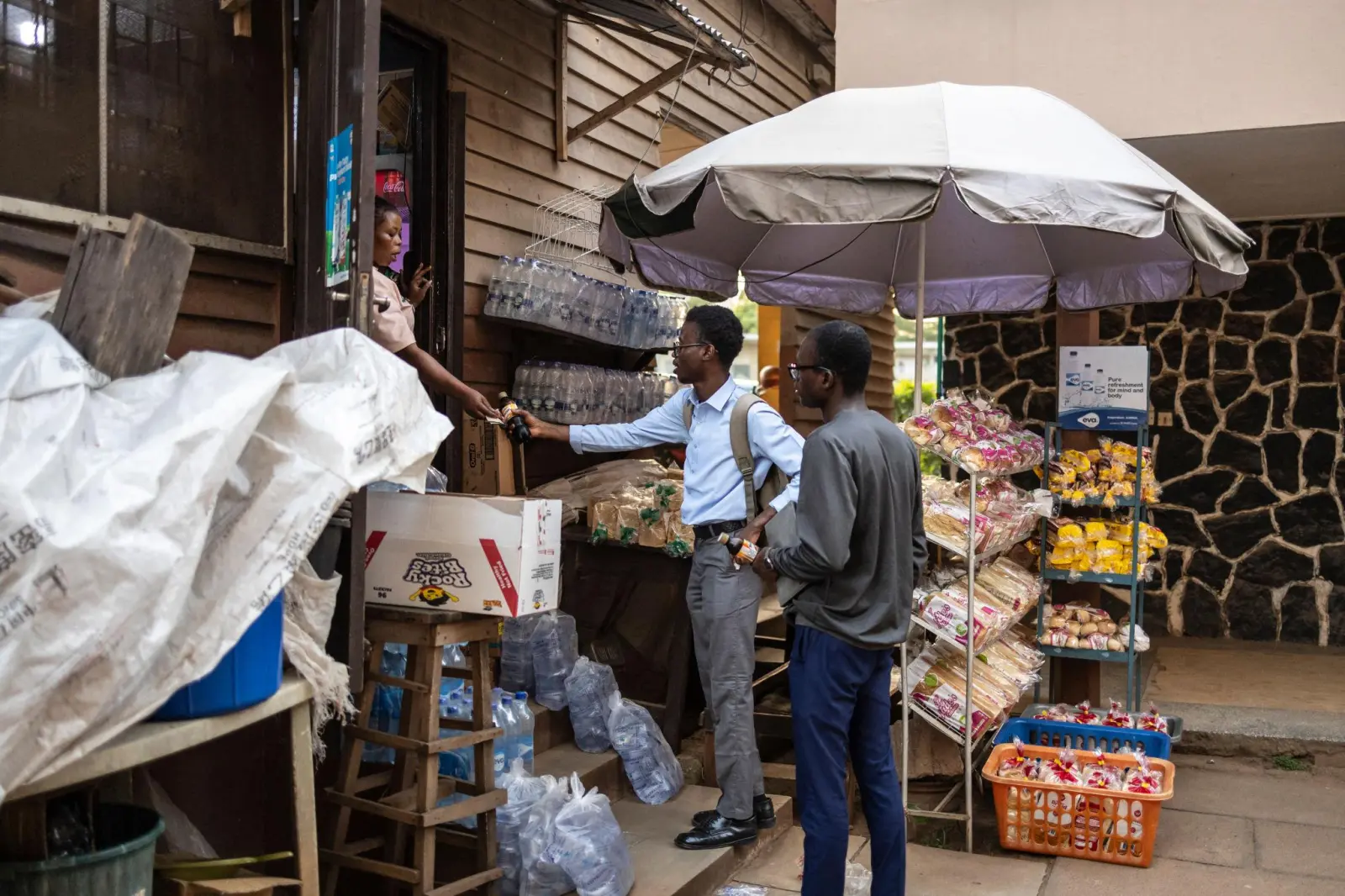 Smart Side Hustles Nigerian Students Use to Make ₦150k+/Month (2026 Guide)